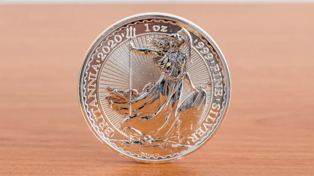 Silver Bars or Coins: Which Should UK Investors Buy?